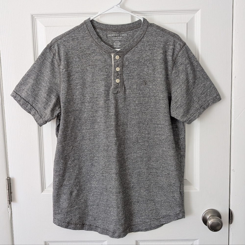 American Eagle | Men's Cotton Short Sleeve Henley in Grey | Size Small | EUC